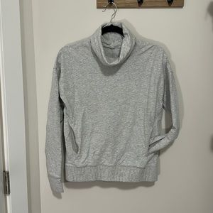 Lululemon turtleneck